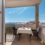 Okrug Gornji, Ciovo 2 Trogir