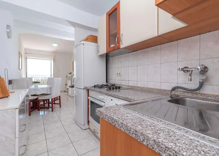 Okrug Gornji, Ciovo 2 * Trogir